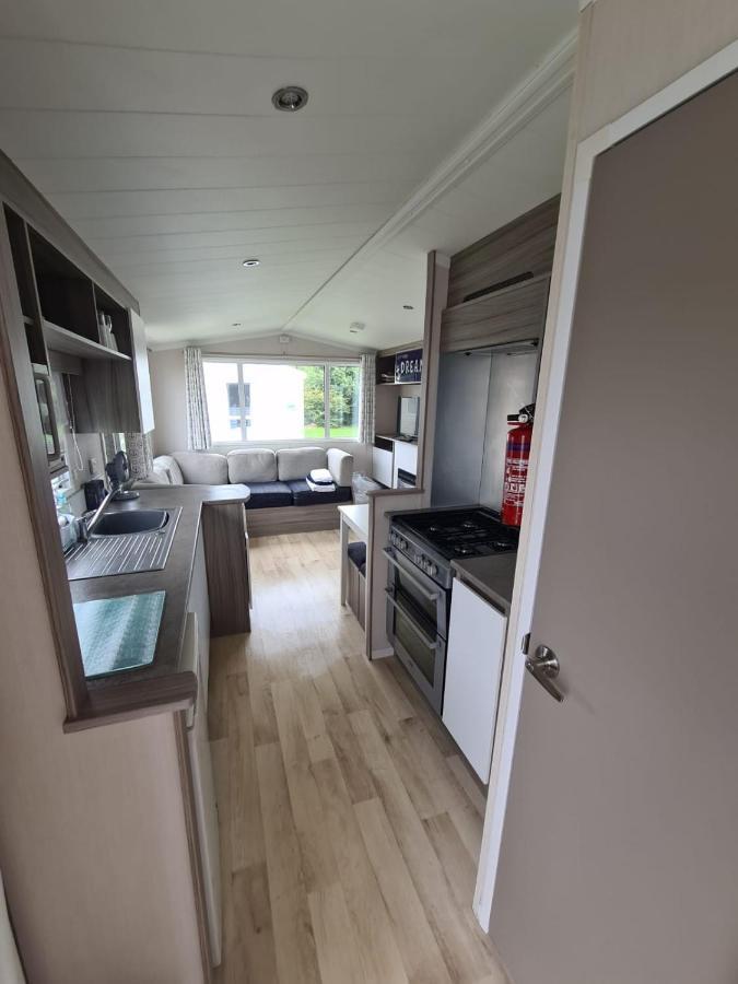 Presthaven Cozy Retreat Apartment เพรสตาติน ภายนอก รูปภาพ